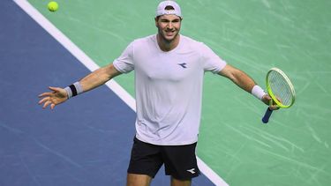 Germany's Jan-Lennard Struff reacts after winning his match against Canada's Denis Shapovalov in the quarter-final singles match between Germany and Canada during the Davis Cup Finals at the Palacio de Deportes Jose Maria Martin Carpena arena in Malaga, southern Spain, on November 20, 2024. 
JORGE GUERRERO / AFP