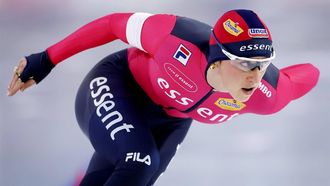 HEERENVEEN - Suzanne Schulting in actie op de 1000 meter voor vrouwen tijdens de slotdag van het NK afstanden in Thialf. Voor de Nederlandse rijders en rijdsters is dit toernooi een belangrijke tussenstop onderweg naar het WK afstanden in Hamar. ANP SEM VAN DER WAL