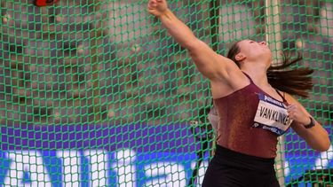 epa11602625 Jorinde van Klinken of Netherlands competes in the women's Discus Throw during the World Athletics Diamond League Finals, at the Memorial Van Damme in Brussels, Belgium, 13 September 2024.  EPA/OLIVIER MATTHYS