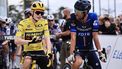 2023-07-23 16:21:13 epa10764193 Yellow Jersey overall leader Danish rider Jonas Vingegaard (L) of team Jumbo-Visma talks with French rider Thibaut Pinot of team Groupama-FDJ before the start of the 21st and final stage of the Tour de France 2023 over 115kms from Saint-Quentin-en-Yvelines to Paris Champs-Elysee, France, 23 July 2023.  EPA/CHRISTOPHE PETIT TESSON