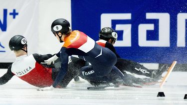 ROTTERDAM - Jens van 't Wout tijdens de heats op de 500m op het WK shorttrack in Ahoy. ANP IRIS VAN DEN BROEK