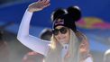 US former skier Lindsey Vonn waves ahead of the men's Super-G event at the FIS Alpine Ski World Cup in Kitzbuehel, Austria, on January 24, 2020. 
JOE KLAMAR / AFP