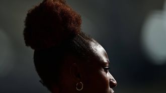 epa10808788 Shaunae Miller-Uibo of Bahamas reacts after a 400 Metres Women heat of the World Athletics Championships in Budapest, Hungary, 20 August 2023.  EPA/CHRISTIAN BRUNA