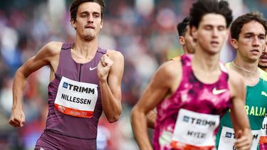 HENGELO - Stefan Nillessen (NED) in actie op de 1000 meter tijdens de FBK Games. ANP VINCENT JANNINK