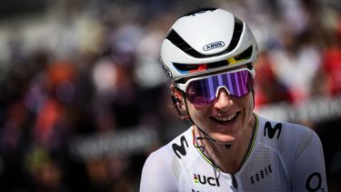 2023-07-23 12:09:24 Movistar Team Women Dutch rider Annemiek Van Vleuten smiles on the start line of the first stage (out of 8) of the second edition of the Women's Tour de France cycling race, 124 km around Clermont-Ferrand, in the Puy-de-Dome department of central France, on July 23, 2023. 
JEFF PACHOUD / AFP