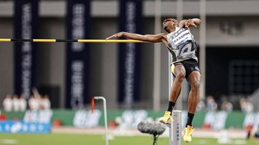 Qatar's Mutaz Essa Barshim competes in the men's high jump event during the Xiamen IAAF Diamond League athletics meeting at Egret Stadium in Xiamen, in China’s eastern Fujian province, on April 20, 2024. Sweden's Armand 'Mondo' Duplantis opened his outdoor season in stunning fashion on April 20, 2024 as he bettered his own pole vault world record at the Xiamen Diamond League meeting.
STR / AFP