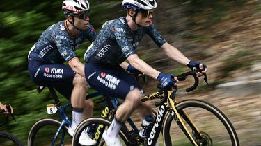 Team Visma - Lease a Bike team's Belgian rider Wout Van Aert (L) and Team Visma - Lease a Bike team's Danish rider Jonas Vingegaard (R) cycle in the San Marino ascent during the 1st stage of the 111th edition of the Tour de France cycling race, 206 km between Florence and Rimini, in Italy, on June 29, 2024. 
Marco BERTORELLO / AFP