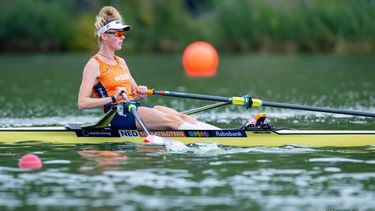 AMSTERDAM - Karolien Florijn in actie tijdens de kwartfinale op het onderdeel skiff op de vijfde dag van de wereldkampioenschappen roeien op de Bosbaan in het Amsterdamse Bos. IRIS VAN DEN BROEK / ANP