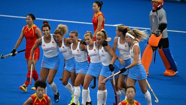 Netherlands' players celebrate their first goal in the women's pool A field hockey match between the Netherlands and China during the Paris 2024 Olympic Games at the Yves-du-Manoir Stadium in Colombes on July 31, 2024. 
Mauro PIMENTEL / AFP
