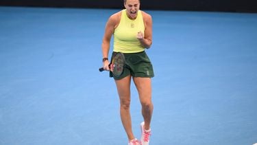 epa12639523 Aryna Sabalenka of Belarus reacts against Karolina Muchova of Czechia during the semi-finals of the Brisbane International tennis tournament at Pat Rafter Arena in Brisbane, Australia, 10 January 2026.  EPA/ZAIN MOHAMMED EDITORIAL USE ONLY AUSTRALIA AND NEW ZEALAND OUT