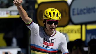 epa13091882 Slovenian cyclist Tadej Pogacar of UAE Team Emirates XRG celebrates at the finish line after winning Stage 3 of the Tour de France, a 195.9 km route from Granollers, Spain to Les Angles, France, 06 July 2026.  EPA/GUILLAUME HORCAJUELO