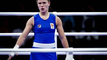 PARIJS - Nederlandse bokser Chelsey Heijnen na afloop van haar wedstrijd in de achtste finale tegen de Noord-Koreaanse Ungyong Won op het bokstoernooi voor vrouwen tot 60 kilogram op de Olympische Spelen in Frankrijk. ANP REMKO DE WAAL