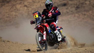 US driver Ricky Brabec rides during the prologue of the 47th Dakar Rally, in Bisha, Saudi Arabia, on January 3, 2025. 
Valery HACHE / AFP