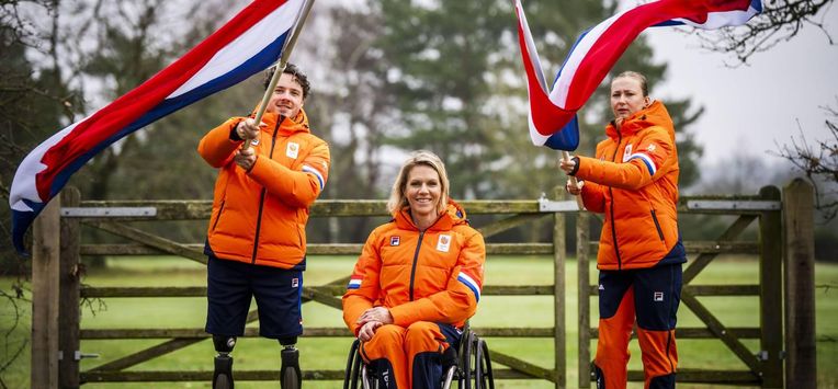 ARNHEM - Zitskiër Jeroen Kampschreur en para-alpineskiër Claire Petit worden gepresenteerd als de vlaggendragers voor de Paralympische Spelen in Milaan op Papendal. FREEK VAN DEN BERGH / ANP