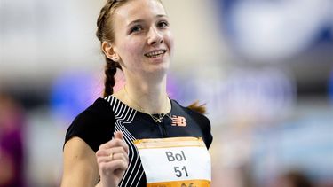 APELDOORN - Femke Bol in actie tijdens de series op de 400 meter tijdens de eerste dag van de Nederlandse kampioenschappen indooratletiek. ANP IRIS VAN DEN BROEK