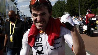 2023-07-13 17:21:54 epa10743973 Spanish rider Ion Izagirre of team Cofidis reacts after winning the 12th stage of the Tour de France 2023, a 168.8km race from Roanne to Belleville-en-Beaujolais, France, 13 July 2023.  EPA/BENOIT TESSIER / POOL