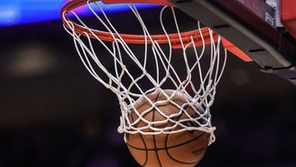 epa12886242 The ball pass through the basket during the NBA basketball game between the Miami Heat and the Atlanta Hawks at the Kaseya Center in Miami, Florida, USA, 12 April 2026.  EPA/CRISTOBAL HERRERA-ULASHKEVICH  SHUTTERSTOCK OUT