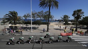 epa13085997 Riders of the Caja Rural - Seguros RGA team compete in the 1st stage of the Tour de France cyling tour, a Team Time Trial over 19.6km in Barcelona, Spain, 04 July 2026.  EPA/GUILLAUME HORCAJUELO