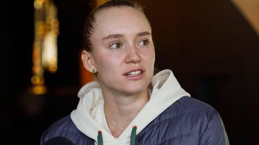 epa11295727 Kazakh tennis player Elena Rybakina attends press conference on her participation in the Madrid Open tennis tournament, in Madrid, Spain, 23 April 2024.  EPA/Chema Moya