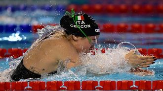Italy's Benedetta Pilato competes in the Women's 100m Breaststroke final competition of the European Short Course Swimming Championships in Otopeni, Bucharest, on December 6, 2023. 
Daniel MIHAILESCU / AFP