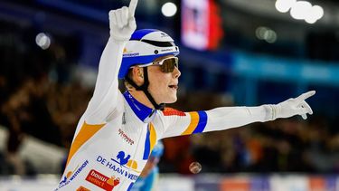HEERENVEEN - Christian Haasjes wint het Nederlands kampioenschap marathonschaatsen in Thialf. Deze wedstrijd vindt jaarlijks op nieuwjaarsdag plaats. ANP VINCENT JANNINK