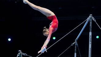 LEIPZIG - Naomi Visser in actie tijdens de allround finales op de EK turnen in het Duitse Leipzig. ANP IRIS VAN DEN BROEK