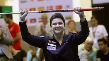 2019-10-02 15:59:13 epa07889516 Dutch Therese Klompenhouwer celebrates her victory in the final of the World Championship Ladies three-cushion held in Valencia, eastern Spain, 02 October 2019.  EPA/Ana Escobar