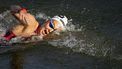 PARIJS - Sharon van Rouwendaal tijdens het openwaterzwemmen in de Seine tijdens de Olympische Spelen. ANP ROBIN VAN LONKHUIJSEN