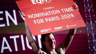 EINDHOVEN - Valerie van Roon na afloop van de finale 50 vrij. De Nederlandse zwemmers konden tijdens de Eindhoven Qualification Meet een startbewijs voor de Olympische Spelen afdwingen. ANP KOEN VAN WEEL