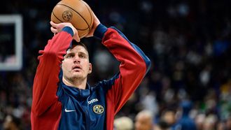 epa11318918 Denver Nuggets center Nikola Jokic warms up before game one of the Western Conference semifinal series between the Minnesota Timberwolves and the Denver Nuggets at Ball Arena in Denver, Colorado, USA, 04 May 2024.  EPA/DUSTIN BRADFORD SHUTTERSTOCK OUT