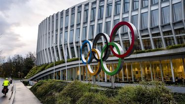 epa11754093 The Olympic rings are pictured front of the Olympic House before the opening of the executive board meeting of the International Olympic Committee (IOC), at the Olympic House, in Lausanne, Switzerland, 03 December 2024.  EPA/JEAN-CHRISTOPHE BOTT