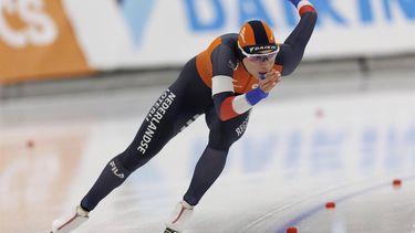 epa11127351 Marrit Fledderus of the Netherlands competes during the Women's 2nd 500m race of the ISU World Cup Speed Skating, in Quebec City, Quebec, Canada, 04 February 2024.  EPA/CJ GUNTHER