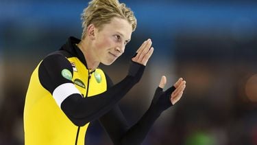 2023-10-27 21:06:32 HEERENVEEN - Merijn Scheperkamp reageert na  de tweede 500m heren in ijsstadion Thialf. Het langebaanseizoen start met dit driedaagse kwalificatietoernooi voor de wereldbeker. ANP VINCENT JANNINK