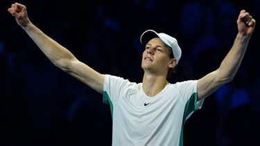 2023-11-15 00:24:19 Italy's Jannik Sinner celebrates after winning his round-robin match against Serbia's Novak Djokovic on day 3 of the ATP Finals tennis tournament in Turin on November 14, 2023.  
Tiziana FABI / AFP