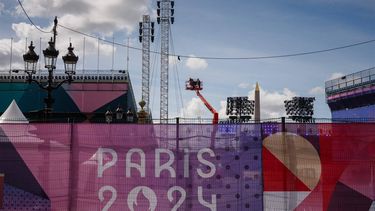 Construction workers operate on the Place de la Concorde Paralympic site in Paris, on August 21, 2024, ahead of the Paris 2024 Paralympic Games. The Place de la Concorde will be hosting the Paris 2024 Paralympic Games opening ceremony on August 28, 2024. 
Dimitar DILKOFF / AFP