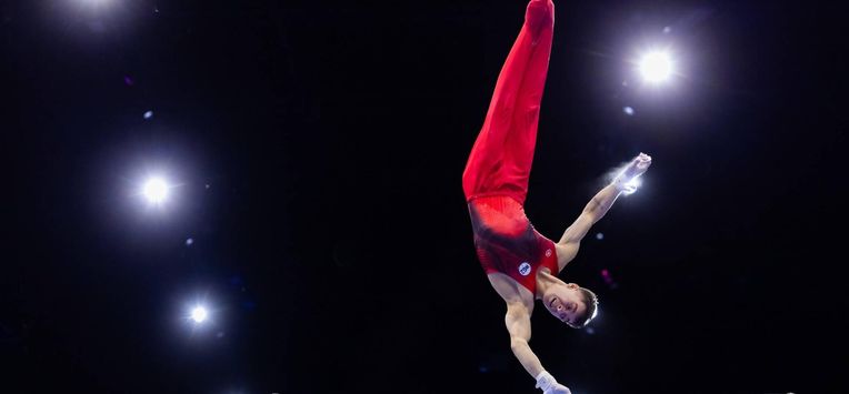 ROTTERDAM - Sergei Naidin (WG2) tijdens de kwalificaties op de wereldkampioenschappen turnen in Rotterdam Ahoy. IRIS VAN DEN BROEK / ANP