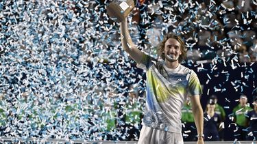 2023-08-06 06:58:48 Greece's Stefanos Tsitsipas hold his trophy after winning against Australia's Alex de Minaur during their Mexico ATP Open 250 men's singles final tennis match at Cabo Sports Complex in Los Cabos, Baja California, Mexico, on August 5, 2023. 
ALFREDO ESTRELLA / AFP