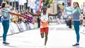 ROTTERDAM - Abdi Nageeye (NED) wint de 43e editie van de NN Marathon Rotterdam op 14 april 2024 in Rotterdam, Nederland. ANP IRIS VAN DEN BROEK