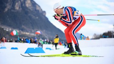 epa12722335 Johannes Hoesflot Klaebo of Norway competes in the Men's Sprint Classic qualification of the Cross-Country Skiing competitions at the Milano Cortina 2026 Winter Olympic Games, in Tesero, Italy, 10 February 2026.  EPA/HANNIBAL HANSCHKE