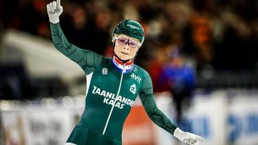 HEERENVEEN - Marijke Groenewoud wint het Nederlands kampioenschap marathonschaatsen in Thialf. Deze wedstrijd vindt jaarlijks op nieuwjaarsdag plaats. VINCENT JANNINK / ANP