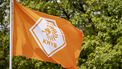2020-05-14 13:29:25 ZEIST - Vlag met logo van de KNVB. ANP ROBIN VAN LONKHUIJSEN