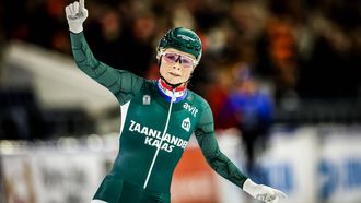 HEERENVEEN - Marijke Groenewoud wint het Nederlands kampioenschap marathonschaatsen in Thialf. Deze wedstrijd vindt jaarlijks op nieuwjaarsdag plaats. VINCENT JANNINK / ANP