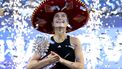 US' Iva Jovic celebrates with the trophy after winning the women's singles final match of the 2025 WTA Guadalajara Open against Colombia's Emiliana Arango in Zapopan, Mexico, on September 14, 2025. 
Ulises Ruiz / AFP