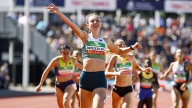 HENGELO - Femke Broeders-Bol (Nederland) in actie op het onderdeel 800 meter tijdens de 45e editie van de FBK Games. De belangrijkste internationale atletiekwedstrijd van Nederland vindt plaats in Hengelo. VINCENT JANNINK / ANP