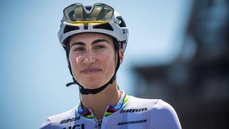 epa10089708 Trek Segafredo's Elisa Balsamo of Italy during the presentation of the teams before the start of the first stage of the Women's Tour de France 2022 cycling race, over 81.7 km from the Eiffel tower to Champs-Elysees, in Paris, France, 24 July 2022.  EPA/CHRISTOPHE PETIT TESSON