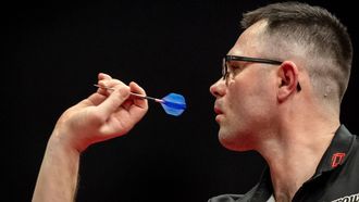 LEEUWARDEN - Damon Heta (AUS) tijdens de halve finale tijdens het Dutch Darts Championship 2023 in het WTC Leeuwarden. Dit darttoernooi is de zesde Europese tour georganiseerd door de Professional Darts Corporation (PDC). ANP SANDER KONING