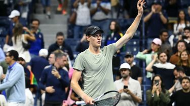 Italy's Jannik Sinner celebrates his win over USA's Tommy Paul during their men's singles round of 16 match on day eight of the US Open tennis tournament at the USTA Billie Jean King National Tennis Center in New York City, on September 2, 2024. 
ANGELA WEISS / AFP