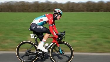Lotto-DSTNY's Dutch cyclist Pascal Eenkhoorn rides in a breakaway during the 2nd stage of the Paris-Nice cycling race, 179 km between Thoiry and Montargis, on March 4, 2024. 
Thomas SAMSON / AFP
