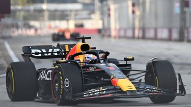 2023-09-16 11:58:06 Red Bull Racing's Dutch driver Max Verstappen drives during the third practice session ahead of the Singapore Formula One Grand Prix night race at the Marina Bay Street Circuit in Singapore on September 16, 2023. 
ROSLAN RAHMAN / AFP
