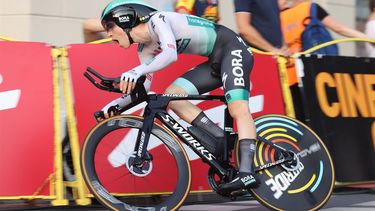 epa09413925 Italy's Giovanni Aleotti of Boraâ€“Hansgrohe in action during the sixth stage, a time trial over 19,1 km, of the 78th Tour de Pologne 2021 cycling race in Katowice, southern Poland, 14 August 2021.  EPA/Andrzej Grygiel POLAND OUT